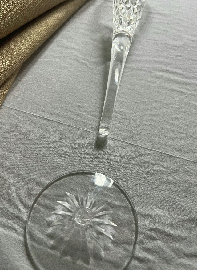 Broken Crystal Glassware for repair.png__PID:d1cf942a-5279-4362-882f-e59d06d39edd