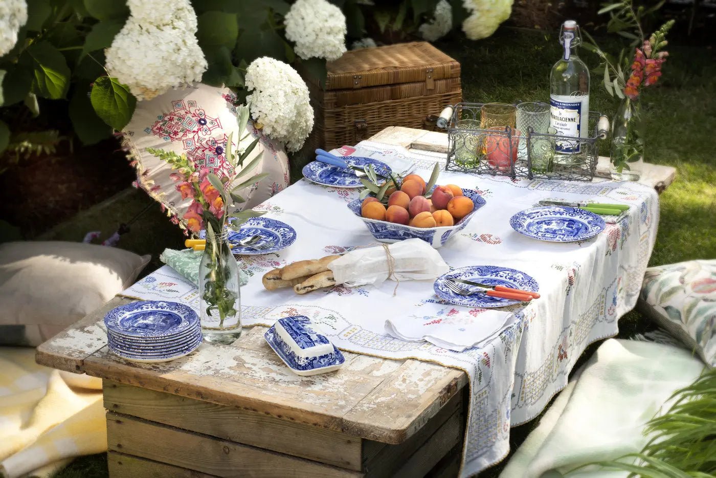 Blue Italian Dinnerware Salad Plate */** Spode