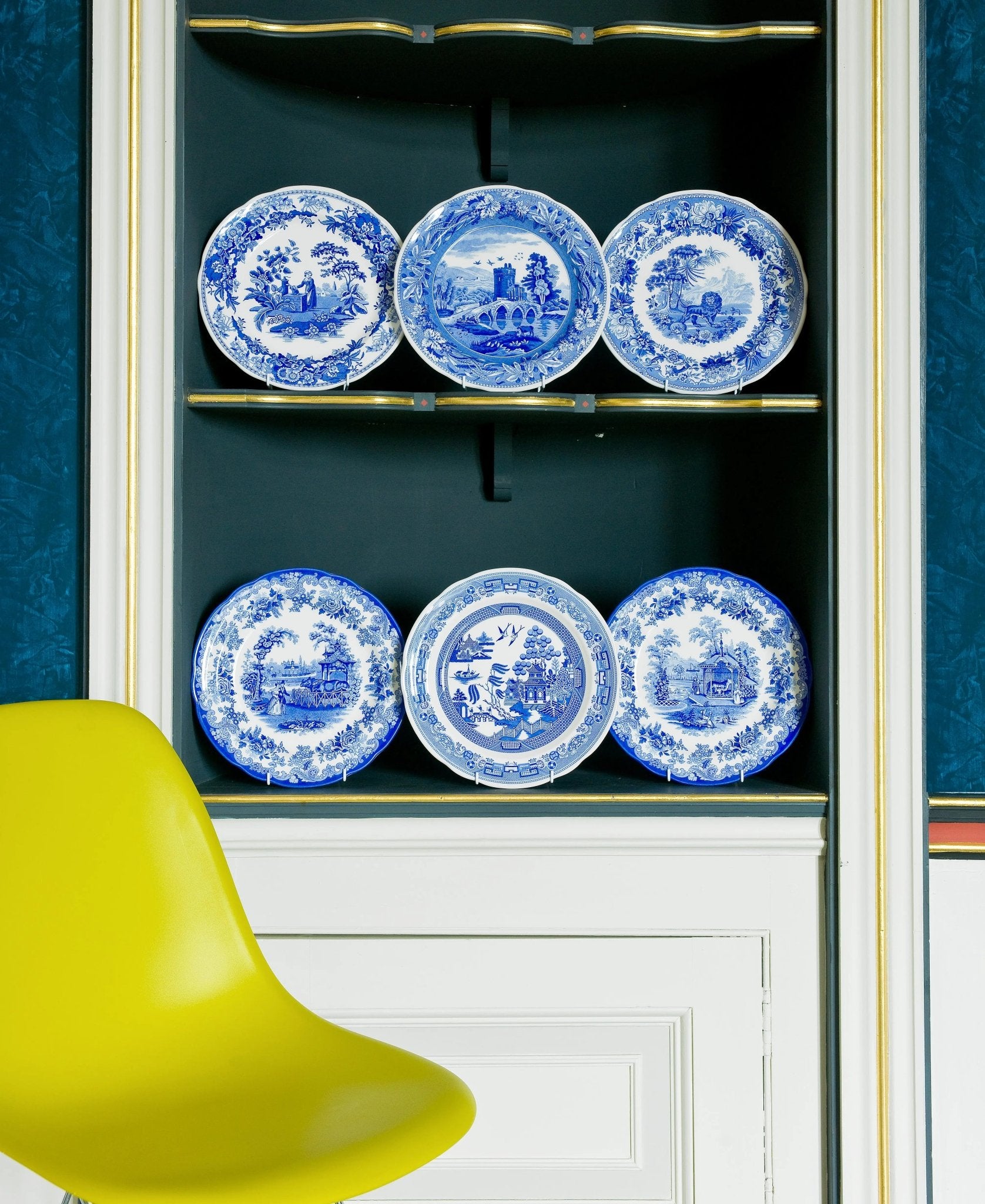 Blue Room Dinnerware / Serveware / Giftware S/6 Assorted Zoological Plates Tiger, Ostrich, Rhinoceros, Zebra, Kangaroo,Camel Spode