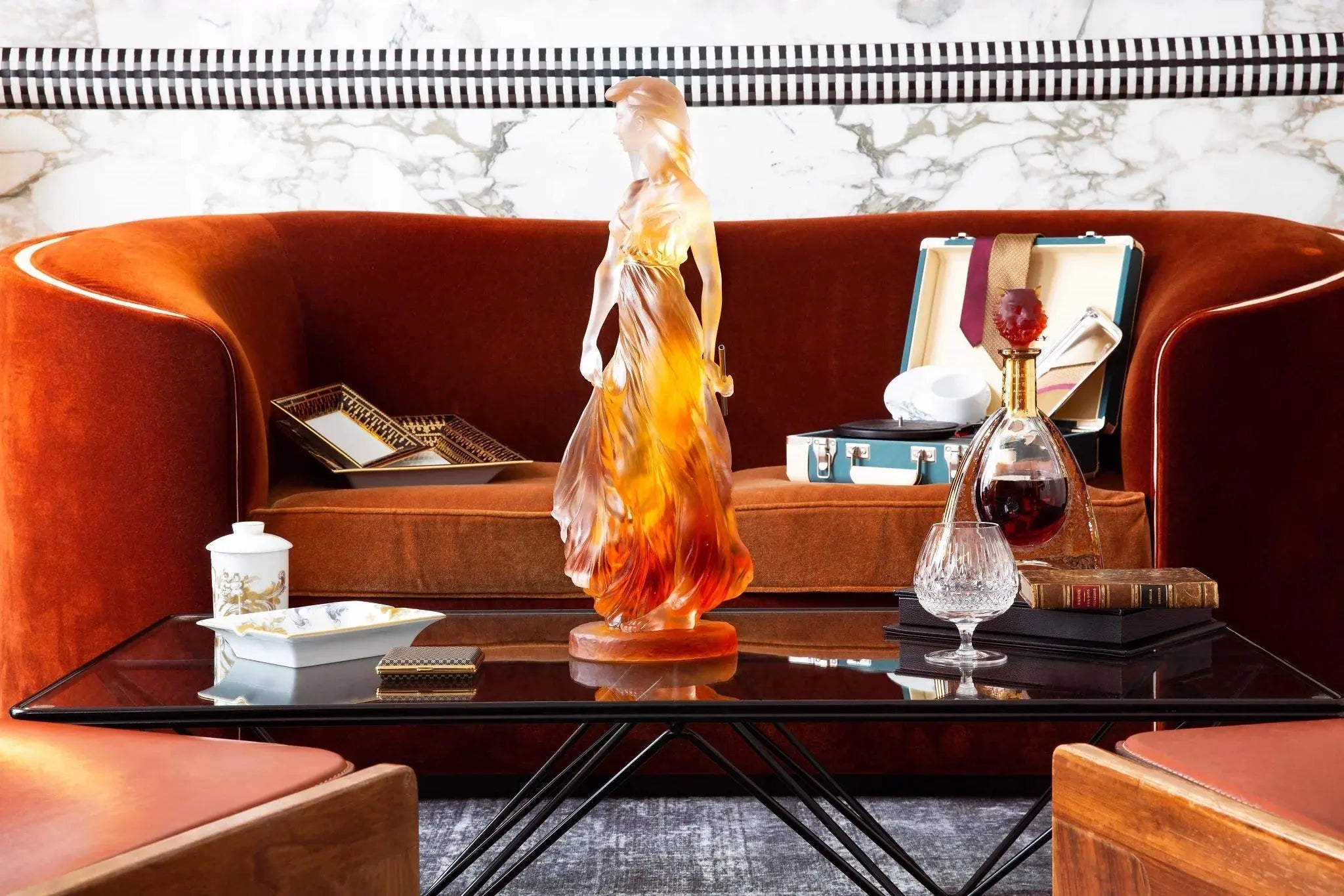 Douce Muse by Luo Li Rong Daum