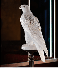 Gyrfalcon by Madeleine van der Knoop 50 ex Daum - Crystal House