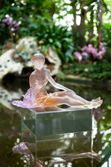 Luo Li Rong - Amber Pink Vent Léger Daum