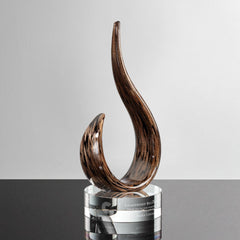 Malta Crystal Award – Luxury Executive Trophy crystal edge - Crystal House