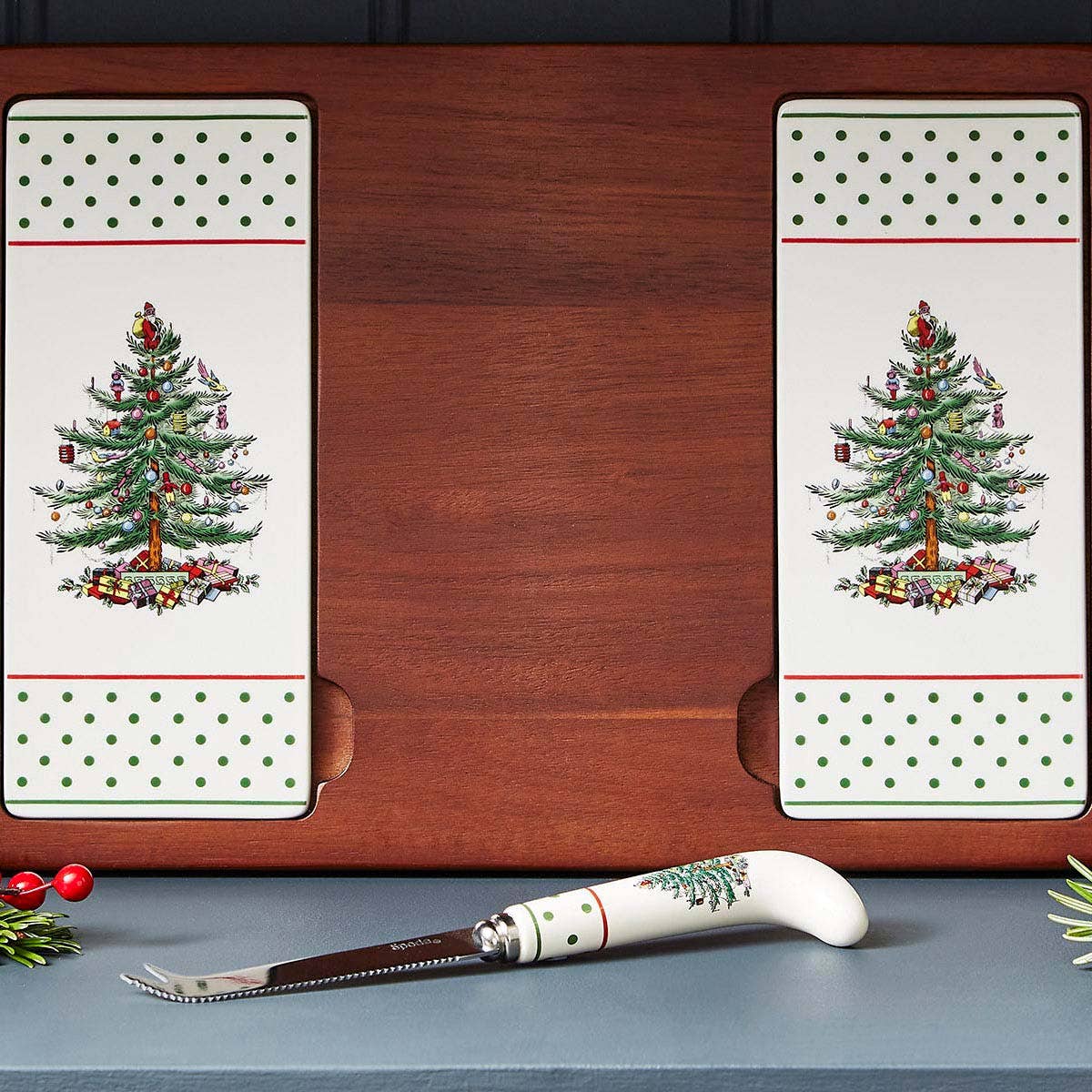 Spode Christmas Tree Polka Dot Cheese Board & Knife Set – Holiday Charcuterie Platter Spode