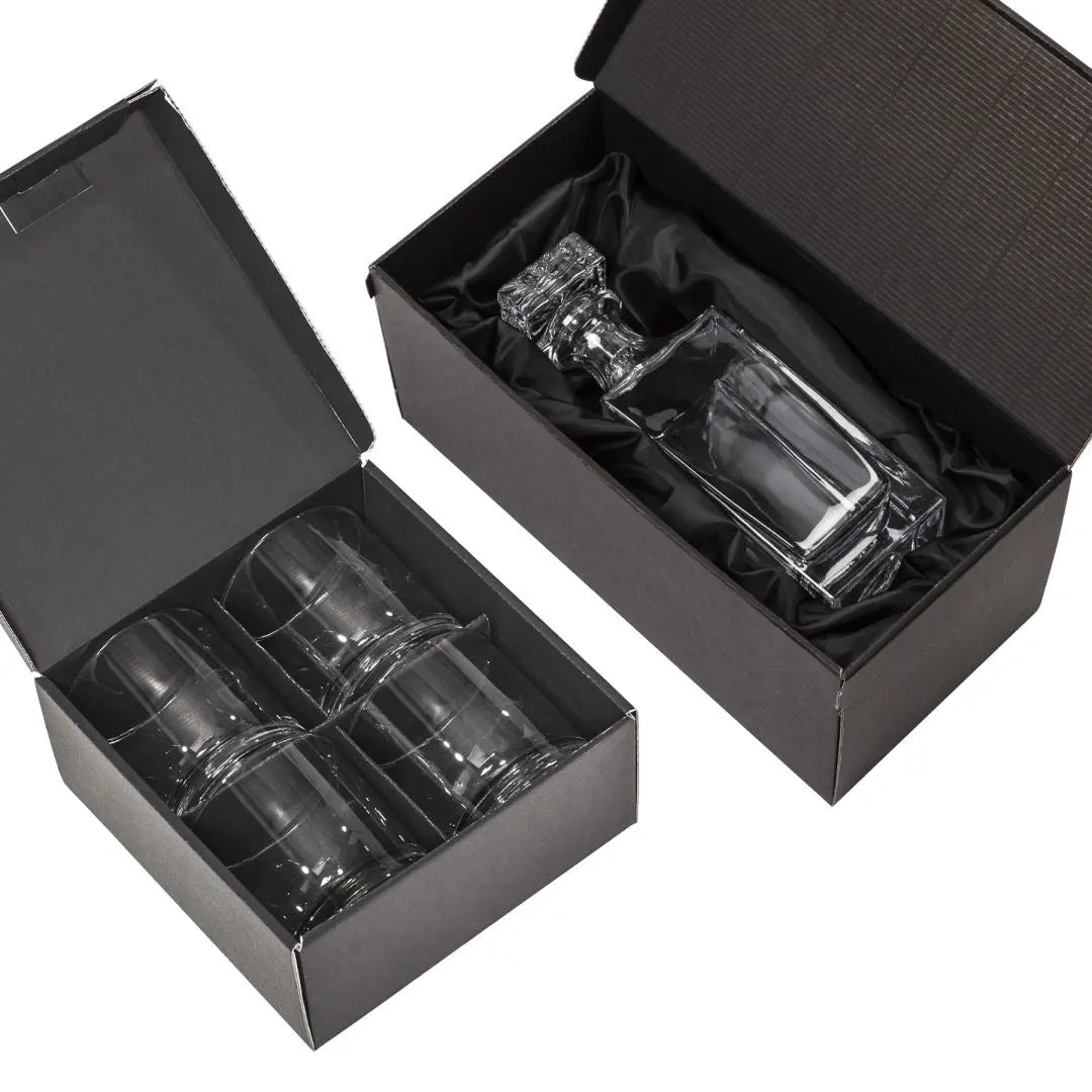 Aristocrat Decanter & Lid Crystal House 