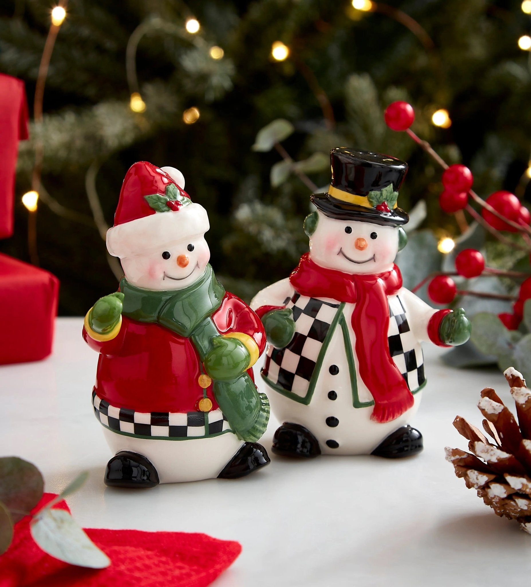 Christmas Tree - Black and White Figural Collection 2pc Figural Black and White Snowman Salt and Pepper Shaker Spode