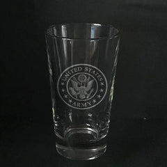 US Army insignia -pint glass Crystal House