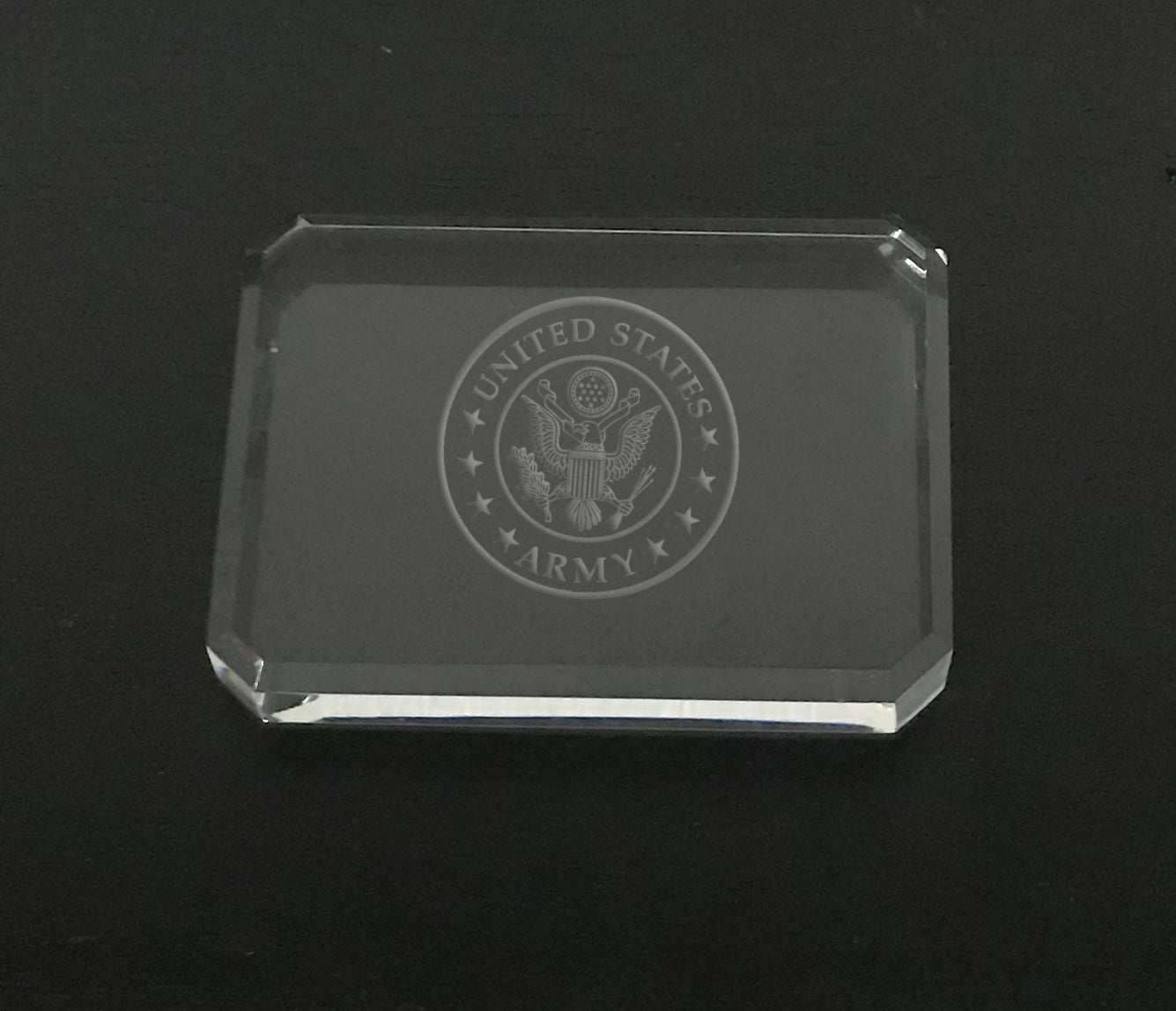 US Army logo-paperweight Crystal House