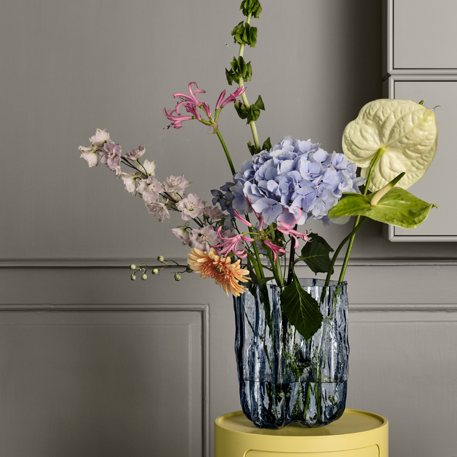 Crackle Circular Vase Tall Kosta Boda