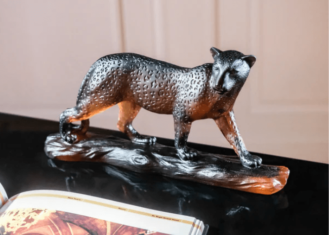 Leopard Daum - Crystal House