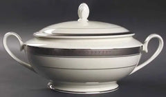Lid for 2 Qt Round Covered Casserole Palatial Platinum by Mikasa Crystal House - Replacements