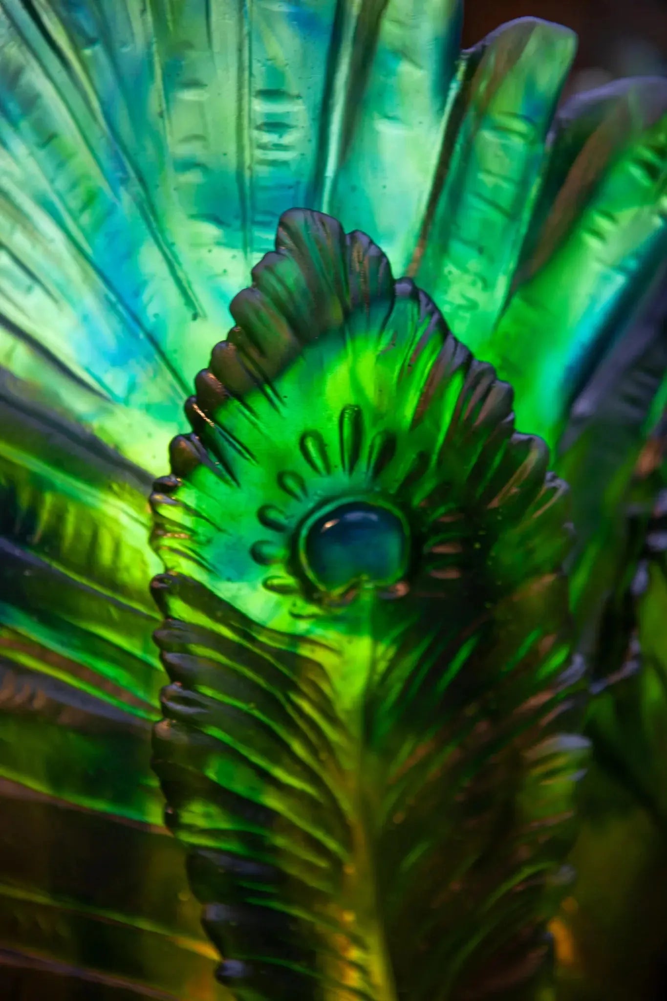 Magnum Vase - Fleur de Paon Exotique Daum