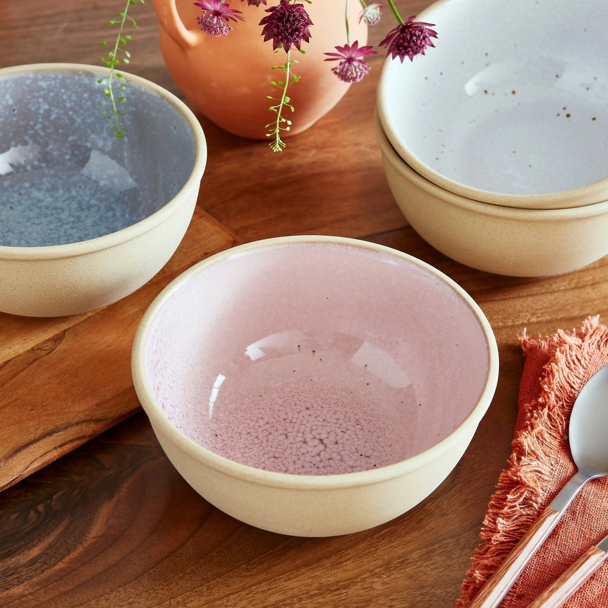 Minerals Medium Bowl, Rose Quartz Portmeirion