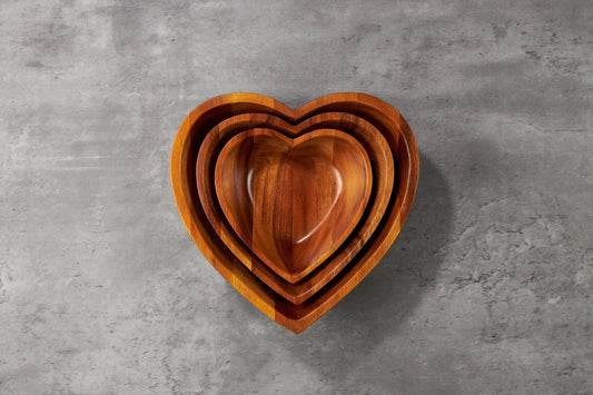 Nambe Entertaining Eat your heart out Set of 3 Nesting Bowls Nambé