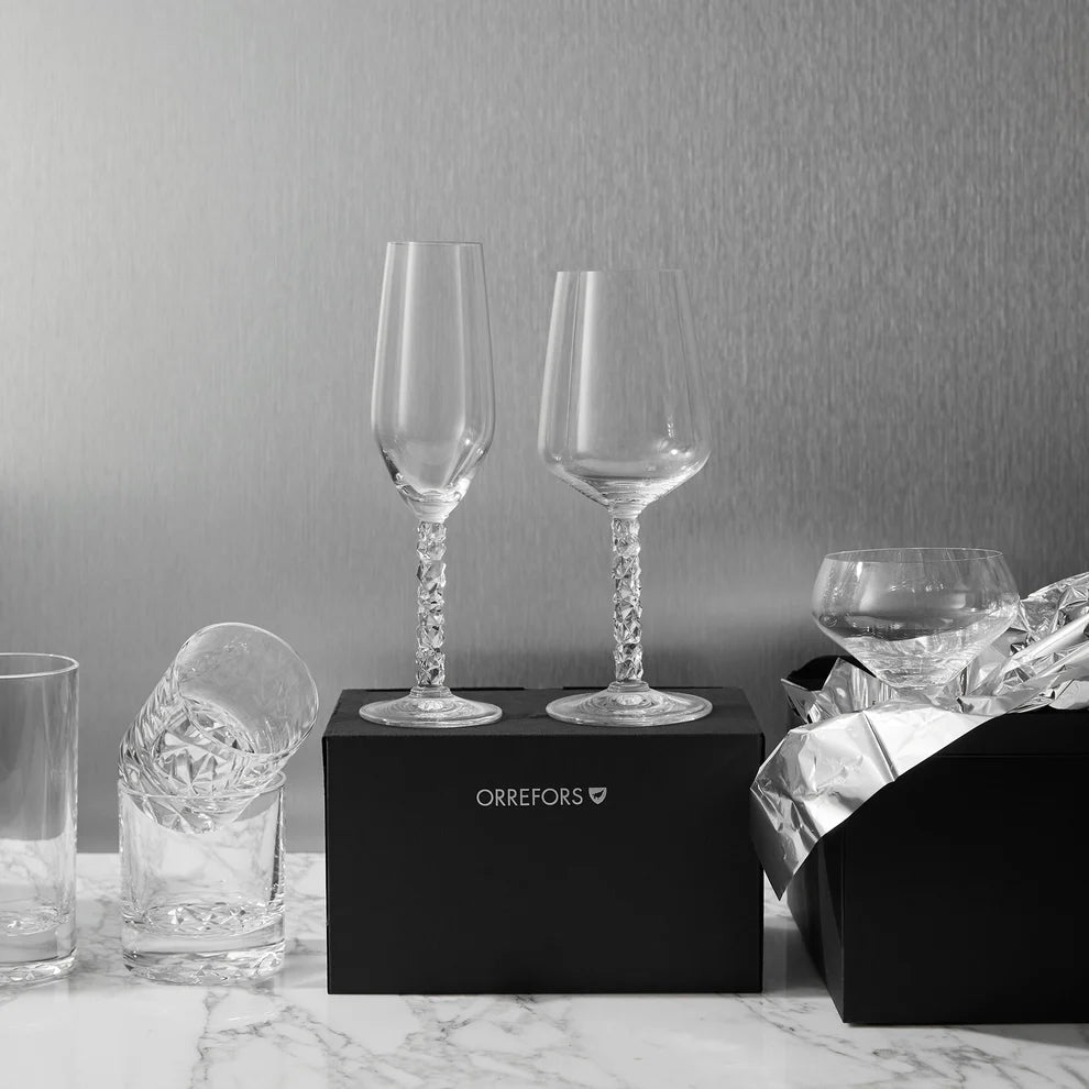Orrefors Carat Wine Glass Set of 2 – Luxury Crystal Gifts Orrefors - Crystal House