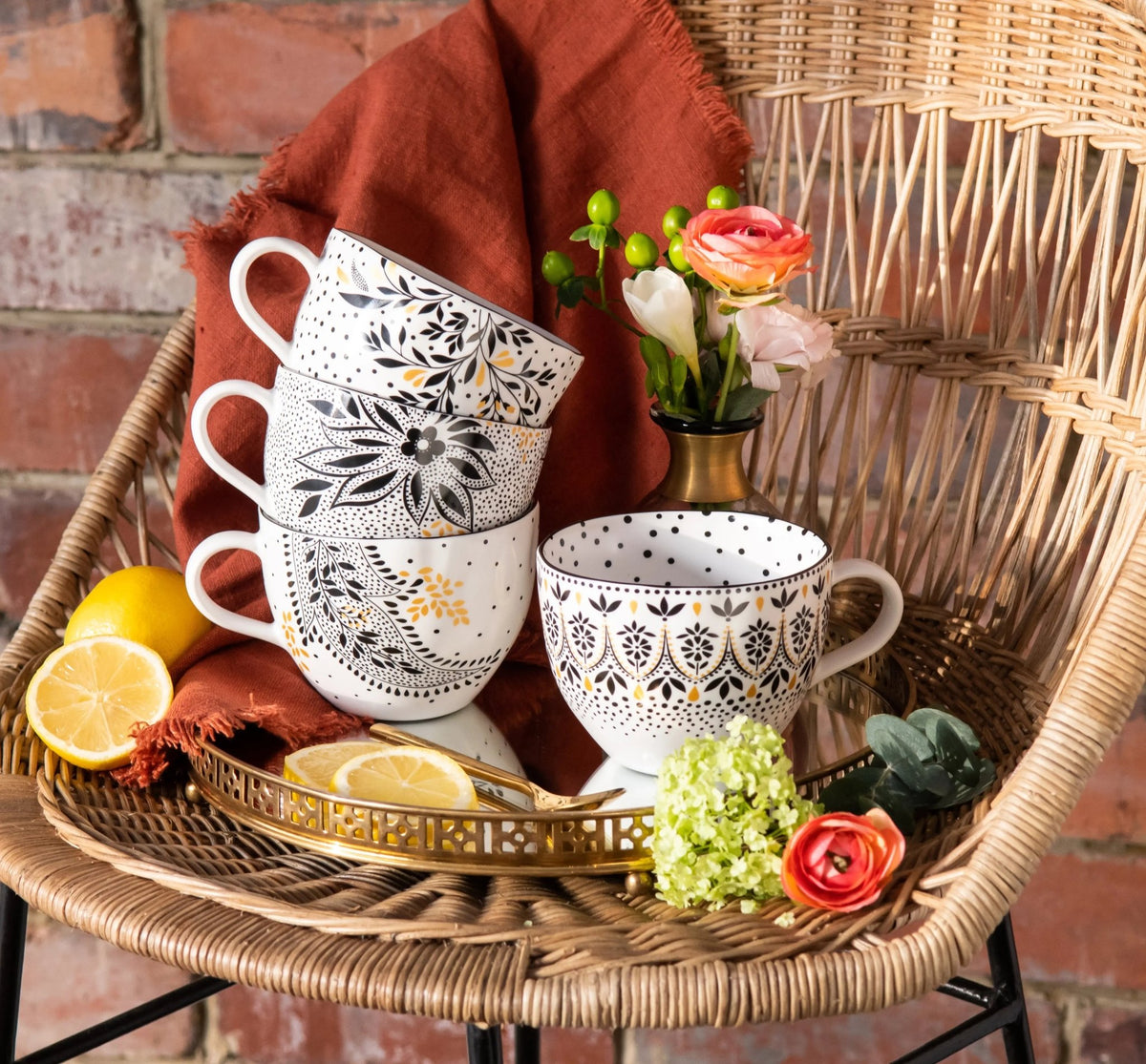Sara Miller Artisanne Noir Mug 14Oz Mandala Portmeirion