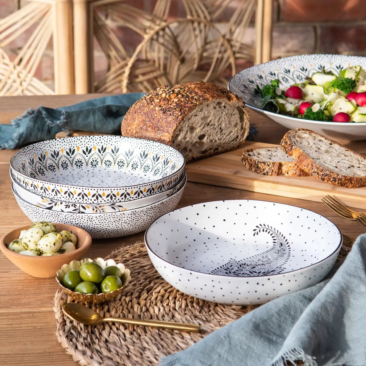 Sara Miller Artisanne Noir Pasta Bowl S/4 Portmeirion