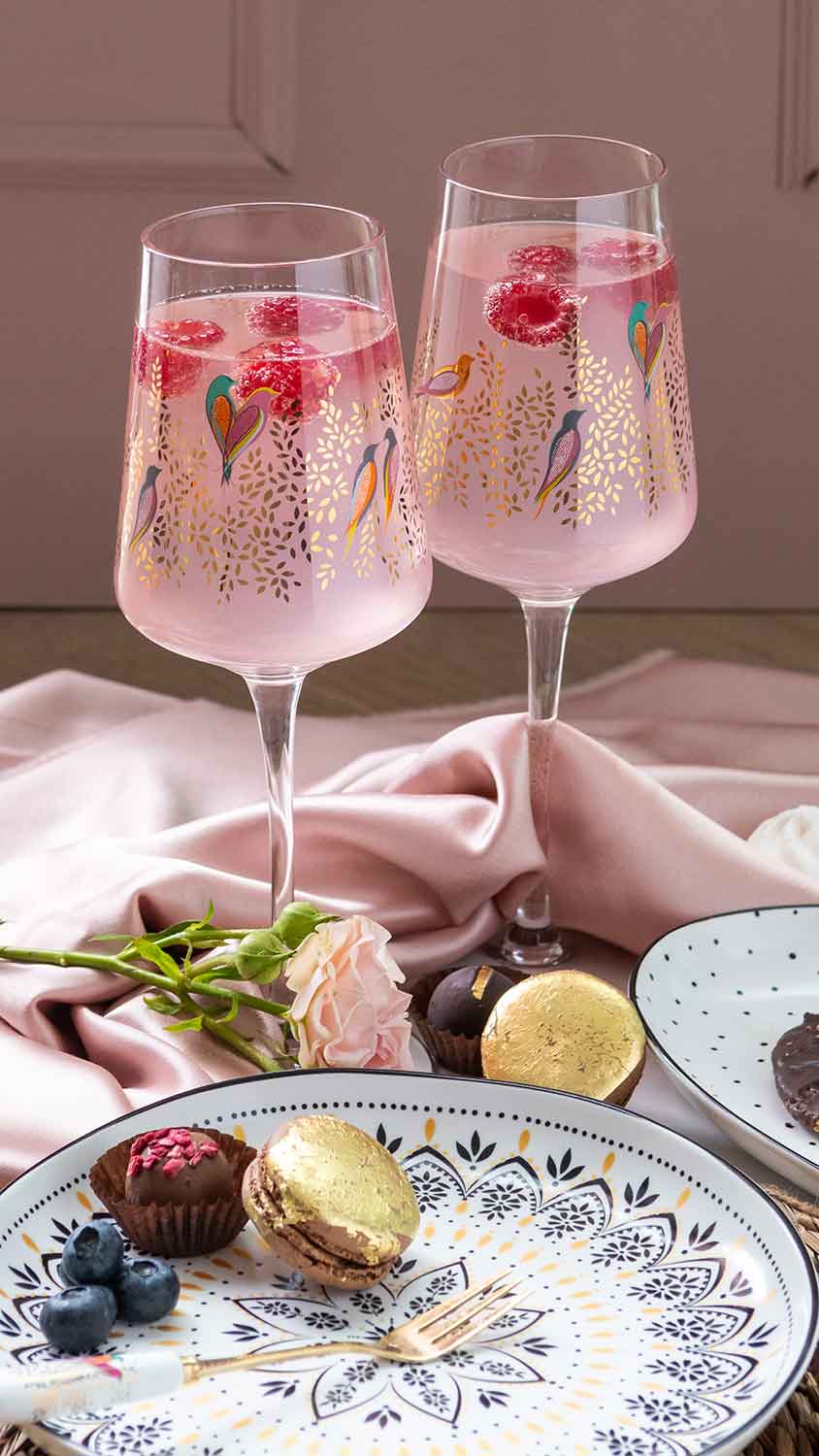 Sara Miller - Chelsea Collection - Glassware WINE GLASSES S/2 Portmeirion