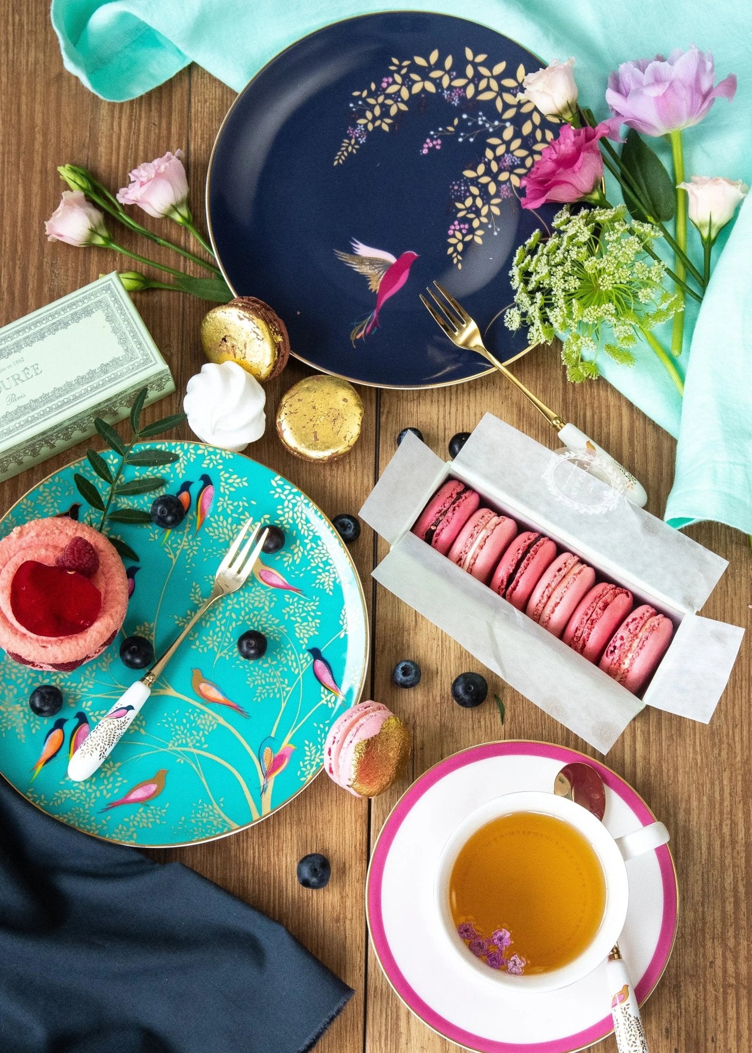 Sara Miller Chelsea Collection S/4 Plates - Assorted (Dark Grey, Pink, Navy, Green) Portmeirion