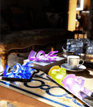 True Love in Ultraviolet Daum - Crystal House