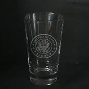 US Army insignia -pint glass Crystal House