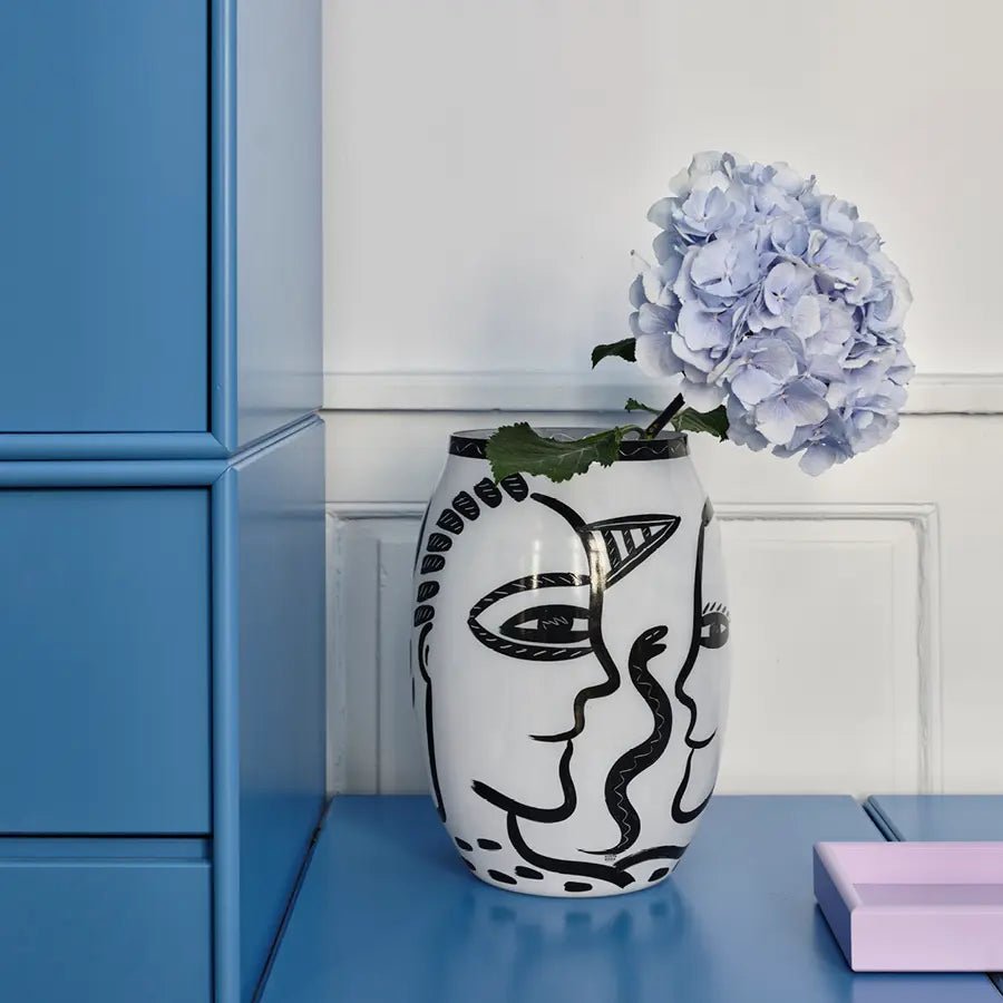 Caramba By Ulrica Hydman-Vallien Crystal House