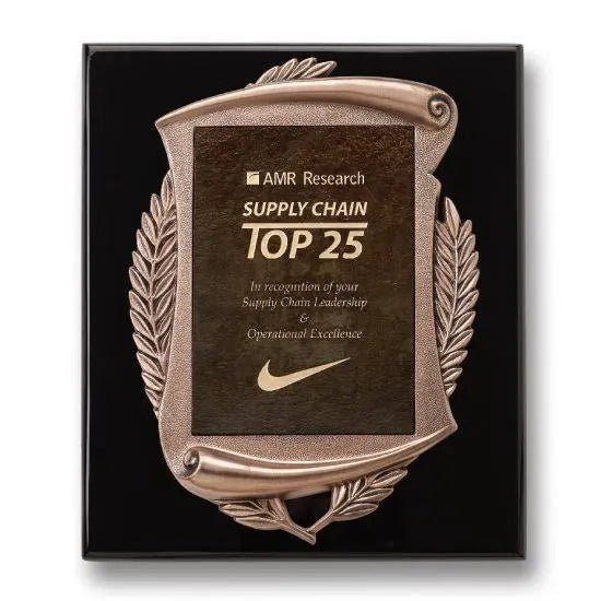 Laurel Wreath Plaque Crystal House