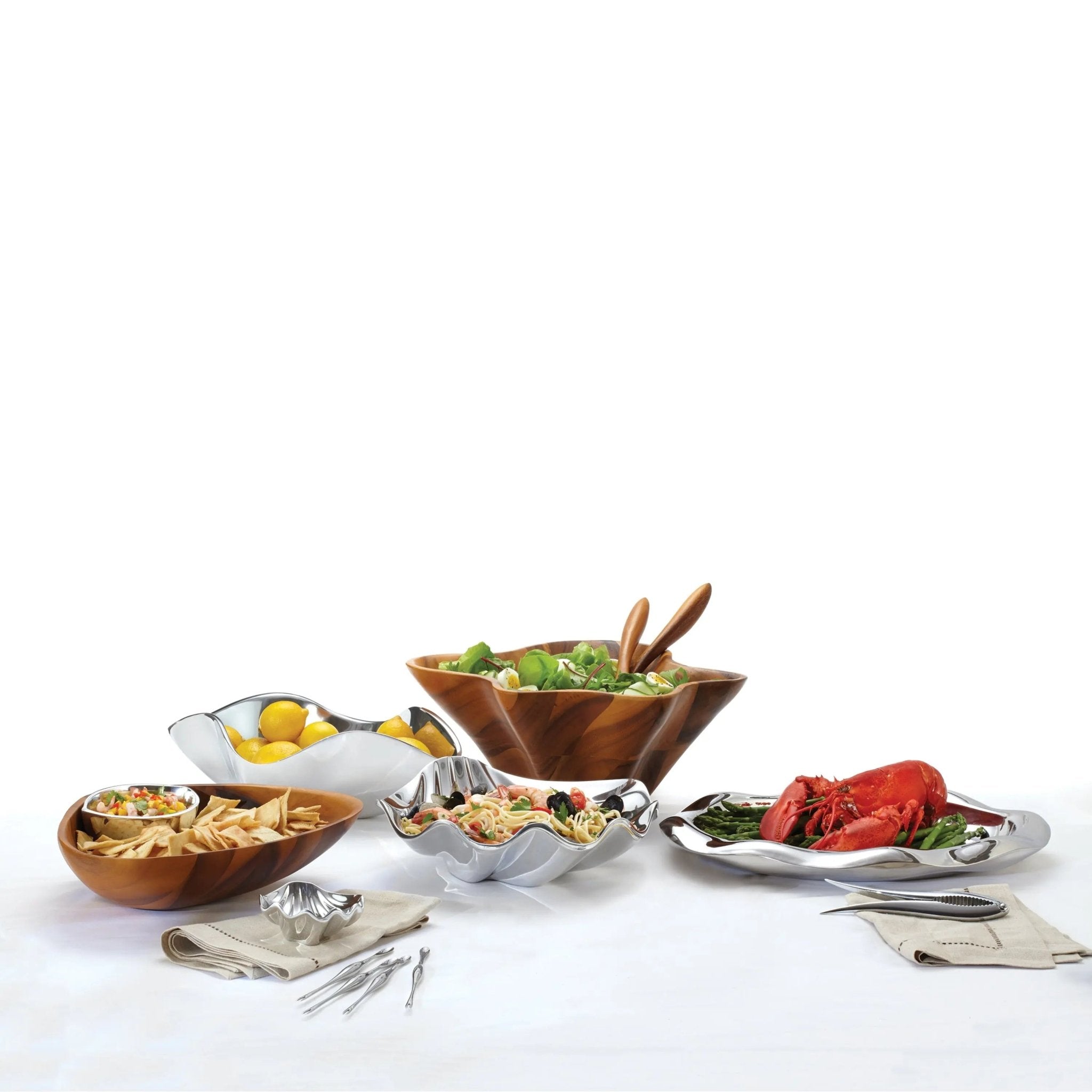 Ocean Coral Salad Bowl W / Servers Nambé