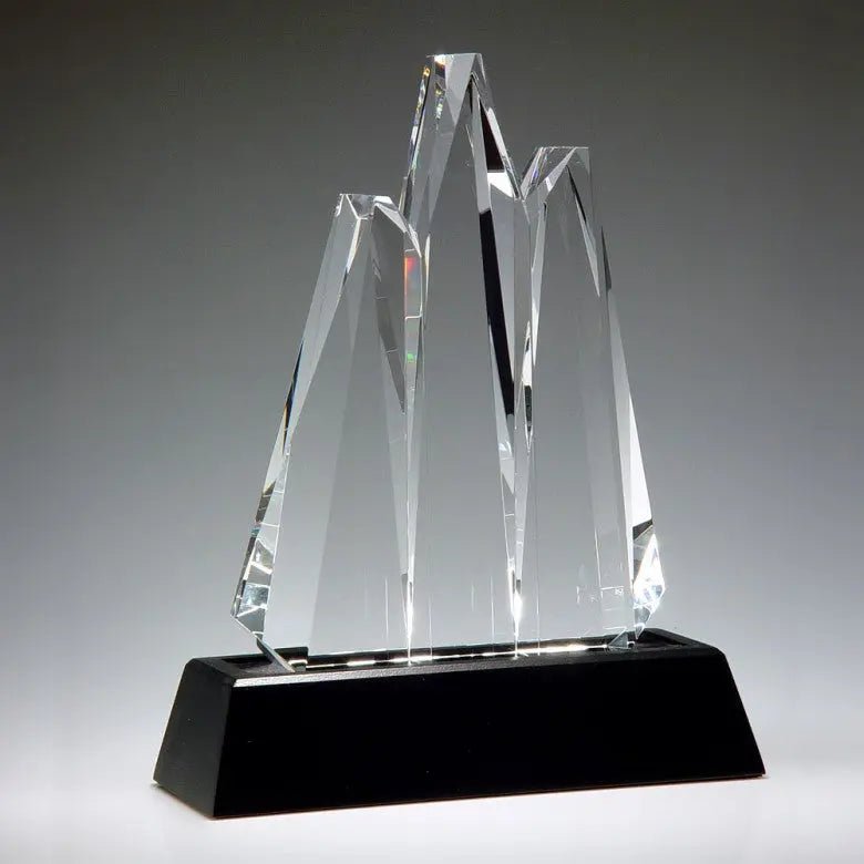 REACH FOR THE SUMMIT OPTIC CRYSTAL Crystal House - Prism
